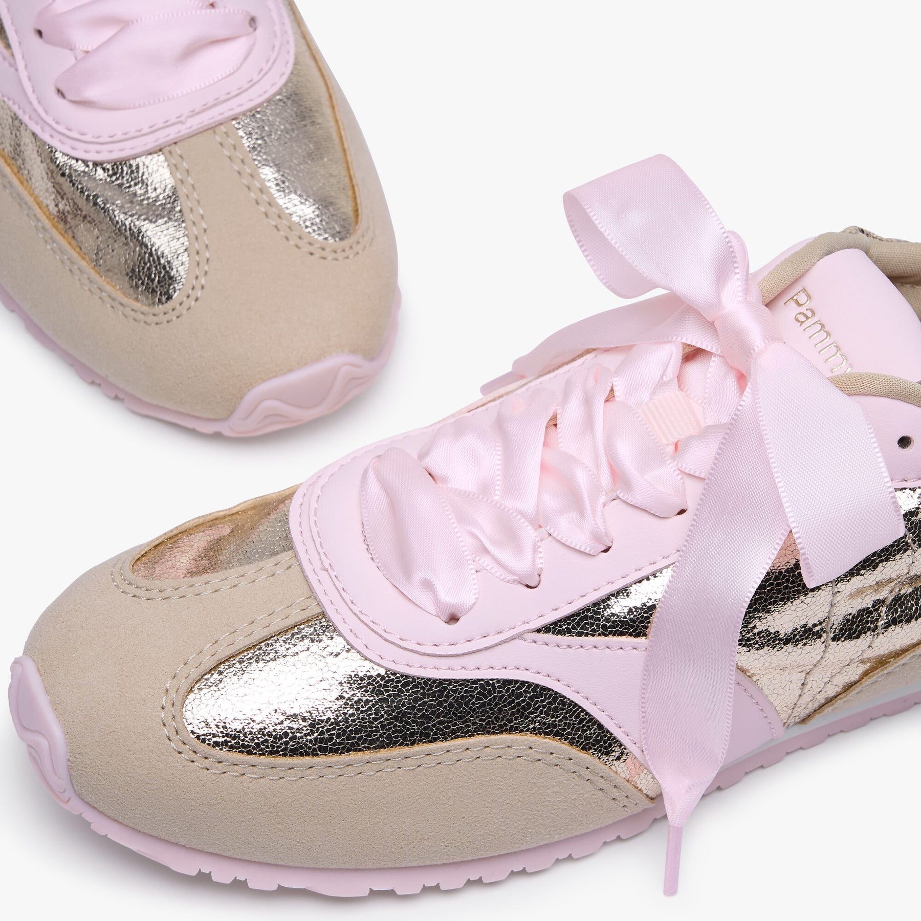 City Frame Sneaker