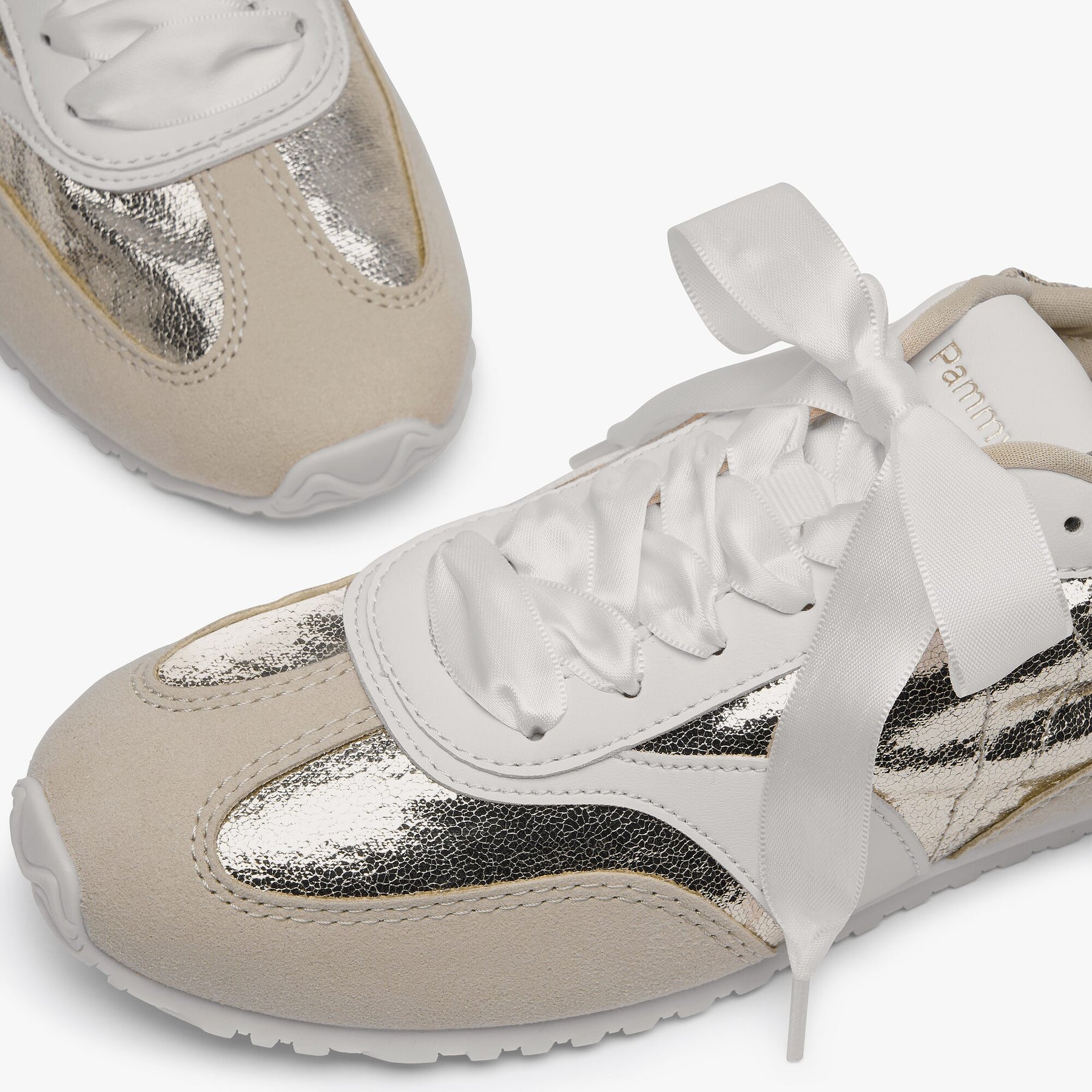 City Frame Sneaker