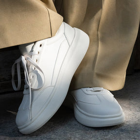 Court Sneaker