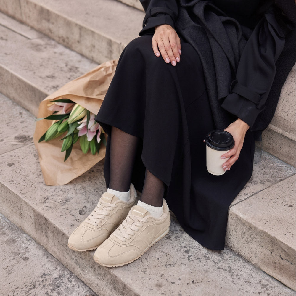 Cozy Frame Sneaker