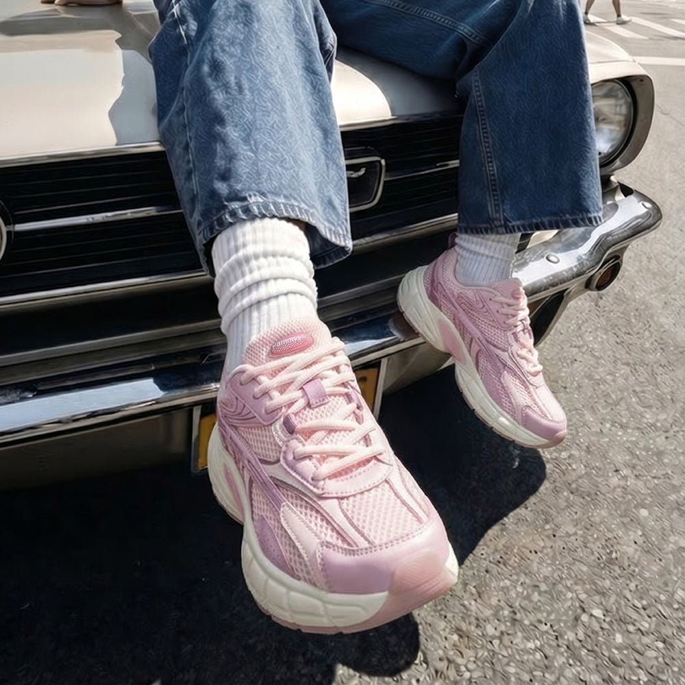 Retro Sneaker 2.0