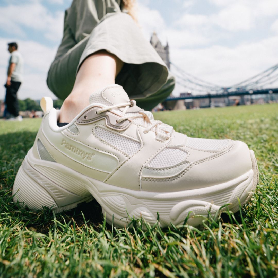 Pammys™ - Retro Sneaker