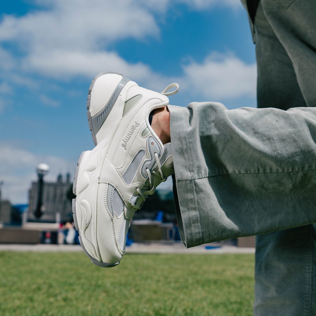 Pammys™ - Retro Sneaker