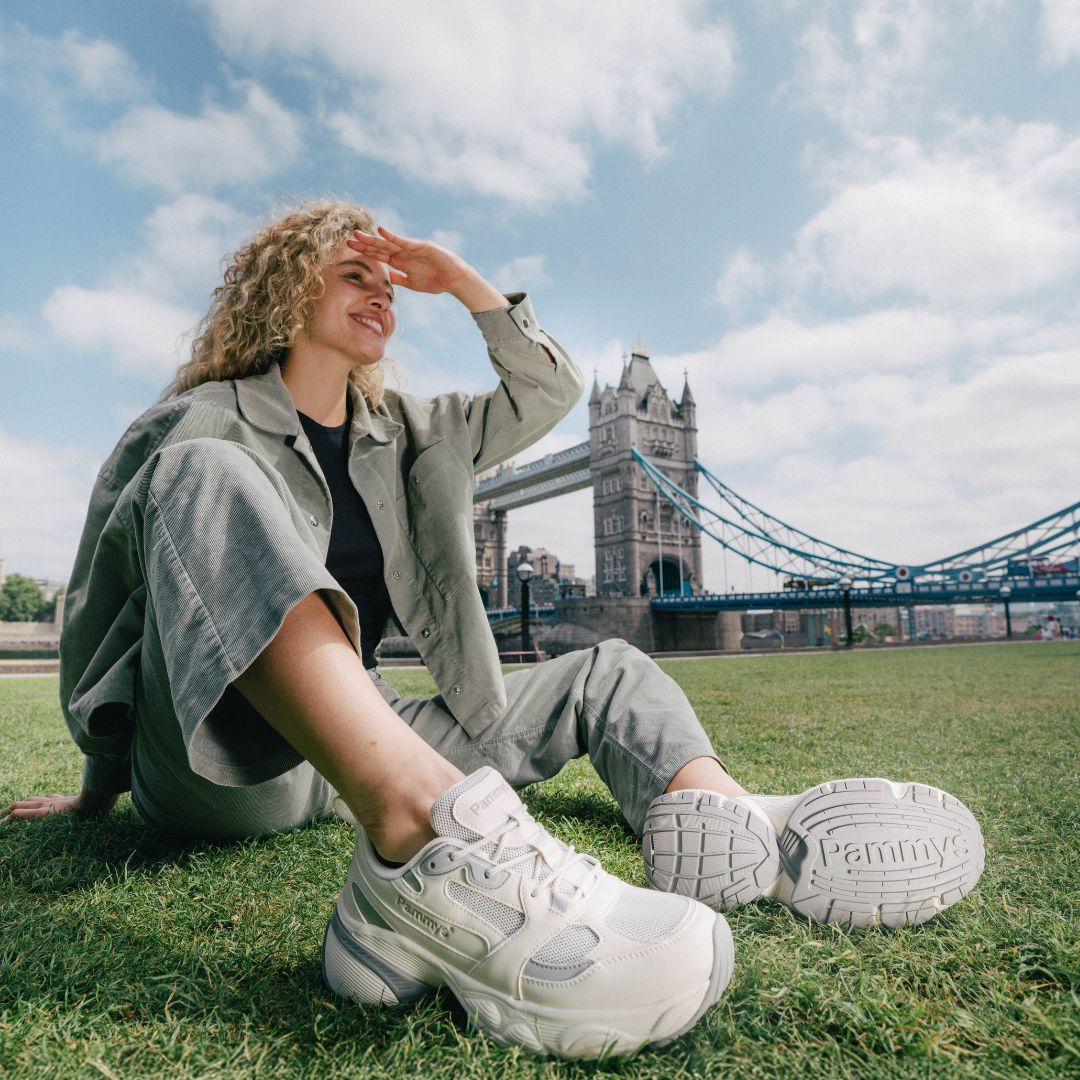Pammys™ - Retro Sneaker